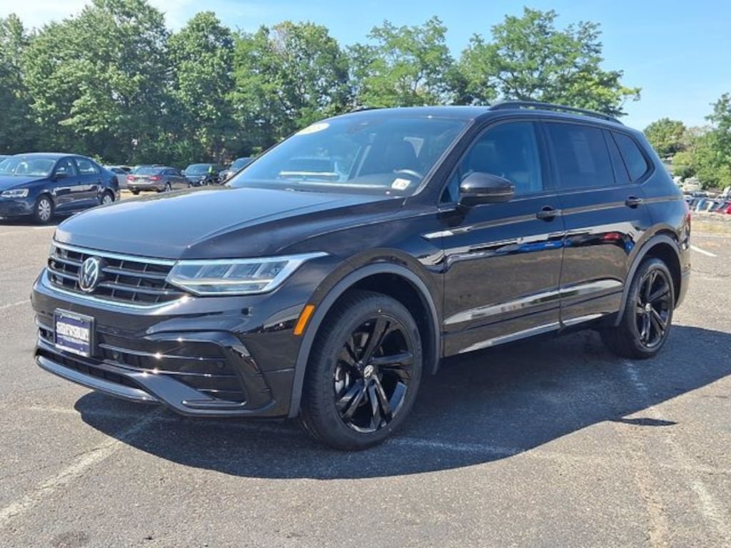 Used 2023 Volkswagen Tiguan 2.0T SE R-Line Black SUV