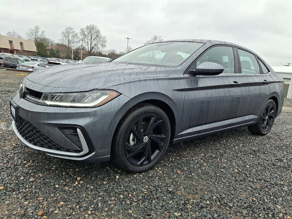 New 2026 Volkswagen Jetta 1.5T SE Sedan