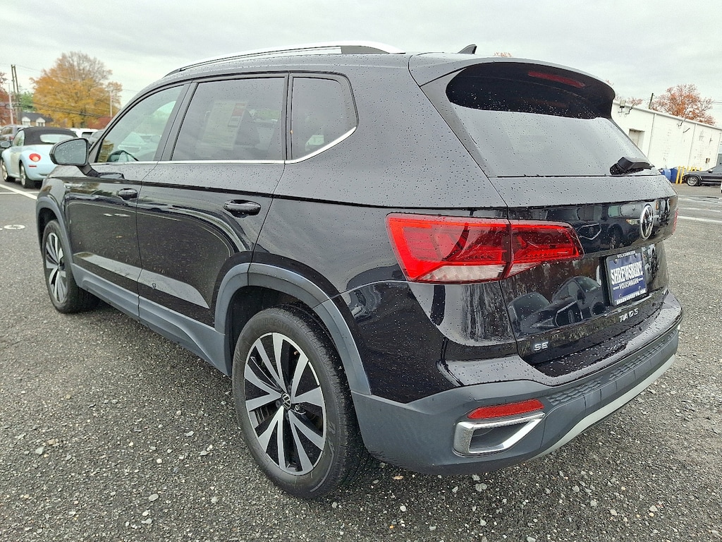 Used 2022 Volkswagen Taos 1.5T SE 4MOTION SUV