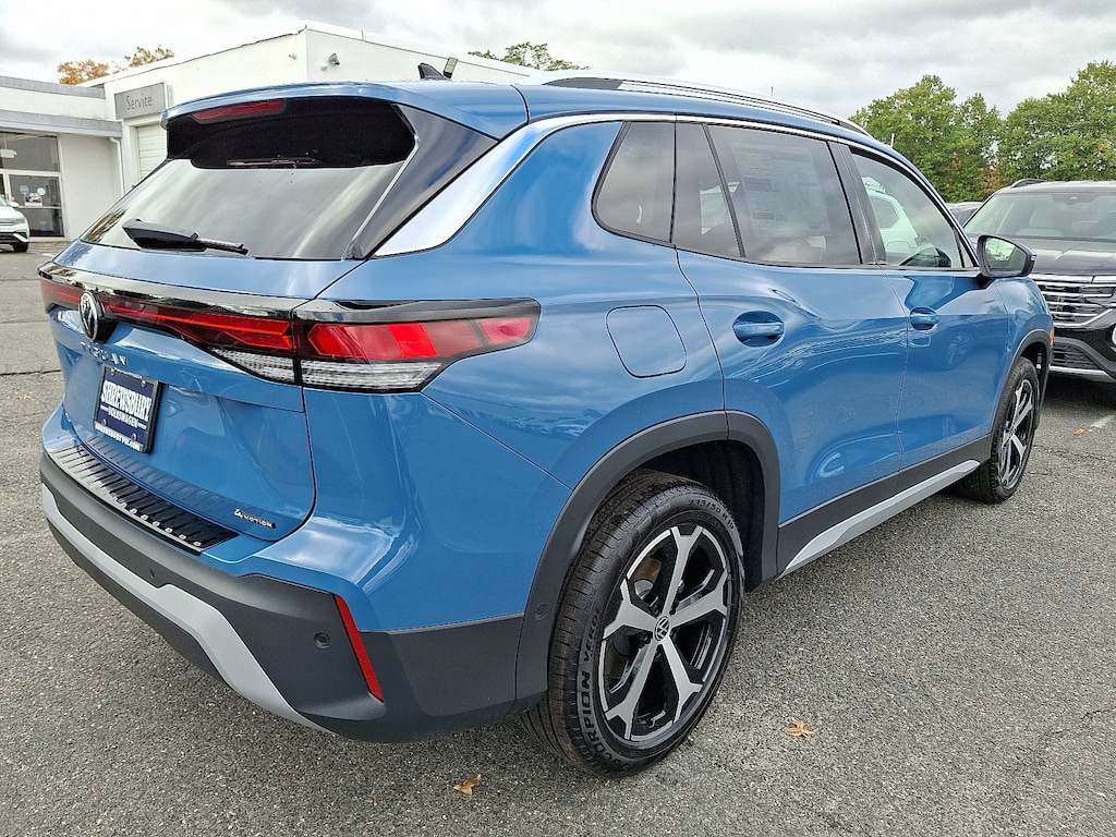 New 2026 Volkswagen Tiguan SE 2.0T SE 4MOTION