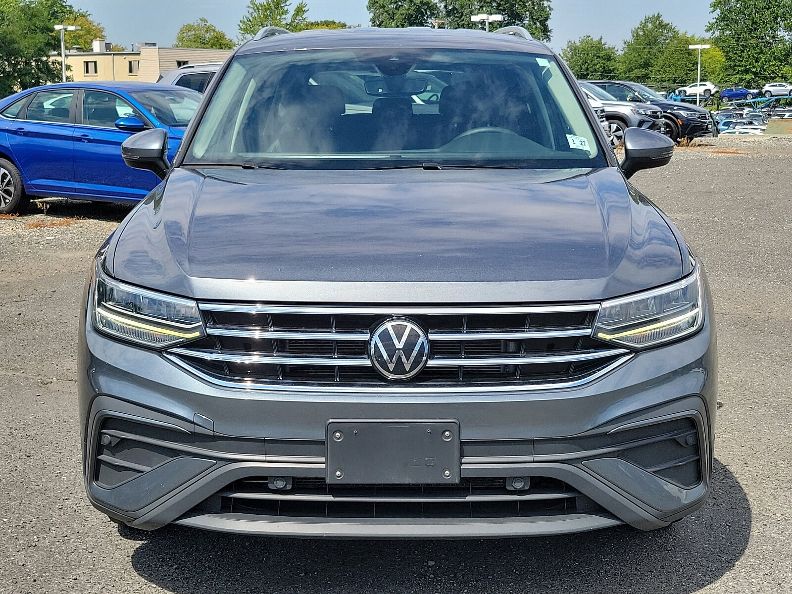 Used 2022 Volkswagen Tiguan SE with VIN 3VV2B7AX0NM035795 for sale in Tinton Falls, NJ