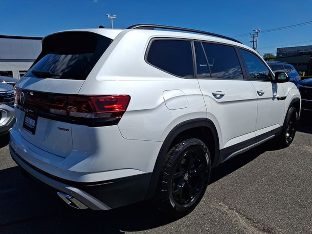New 2026 Volkswagen Atlas 2.0T Peak Edition SUV