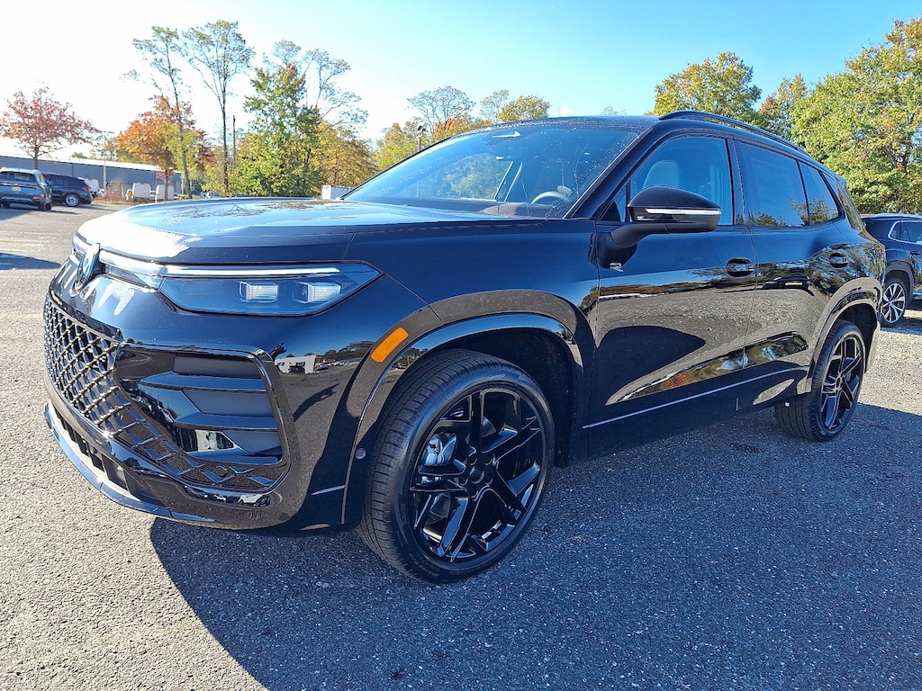 New 2026 Volkswagen Tiguan 2.0T SE R-Line Black SUV
