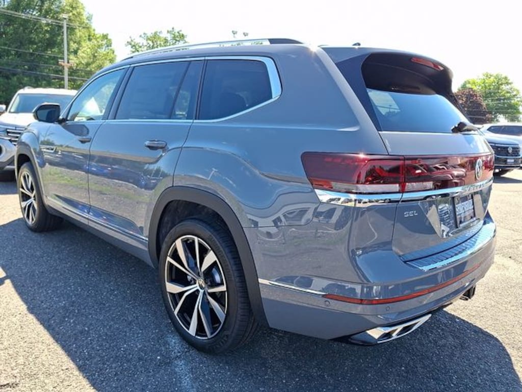 New 2026 Volkswagen Atlas 2.0T SEL Premium R-Line SUV
