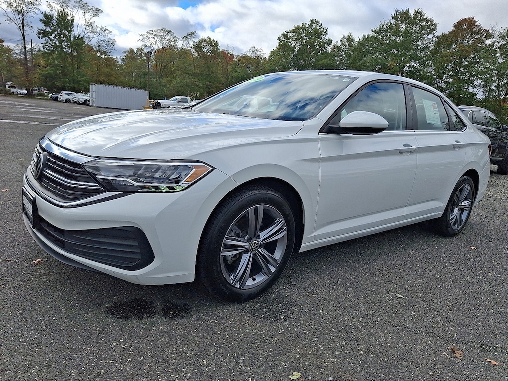 Used 2023 Volkswagen Jetta 1.5T SE Sedan