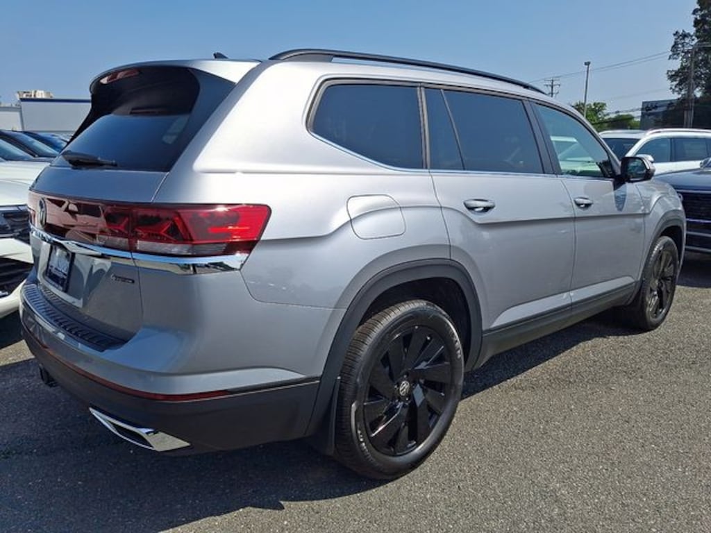 New 2026 Volkswagen Atlas 2.0T SE w/Technology SUV