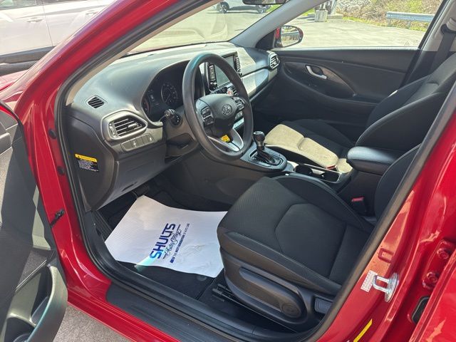 2018 Hyundai Elantra GT GT - Photo 6