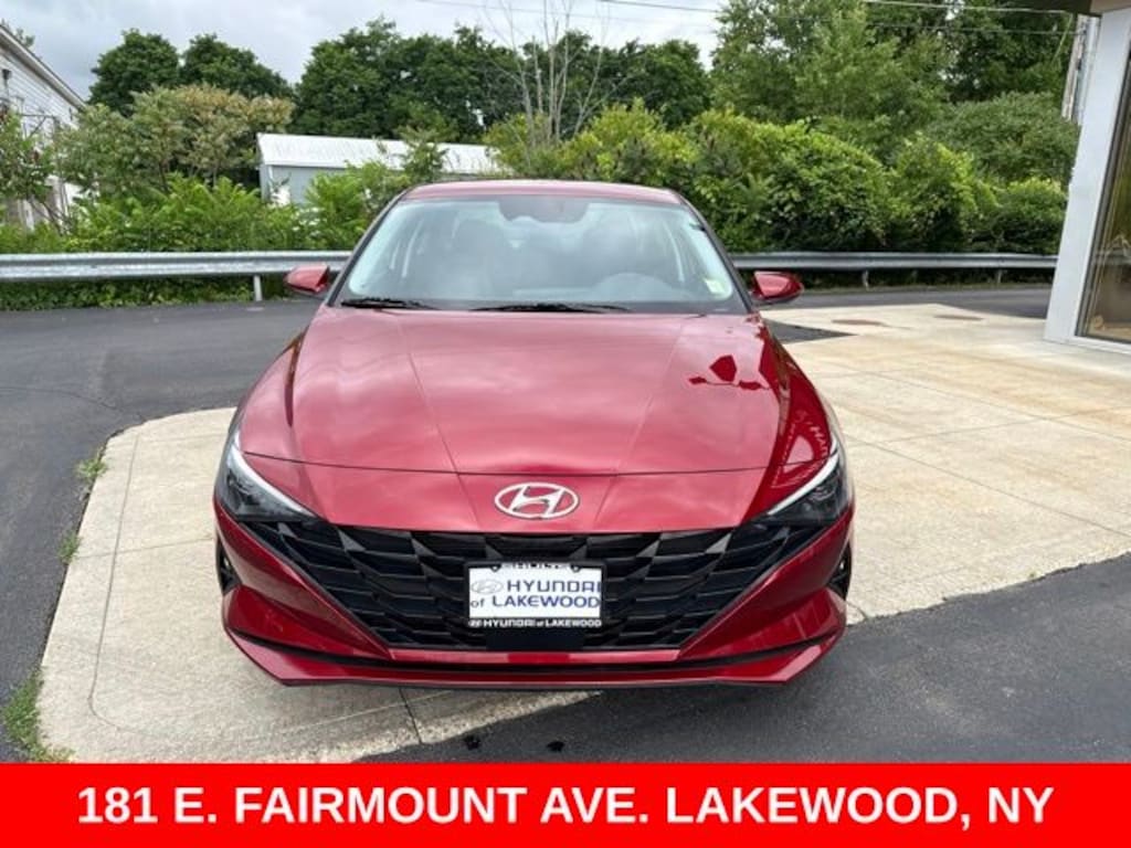 Used 2023 Hyundai Elantra SEL Sedan