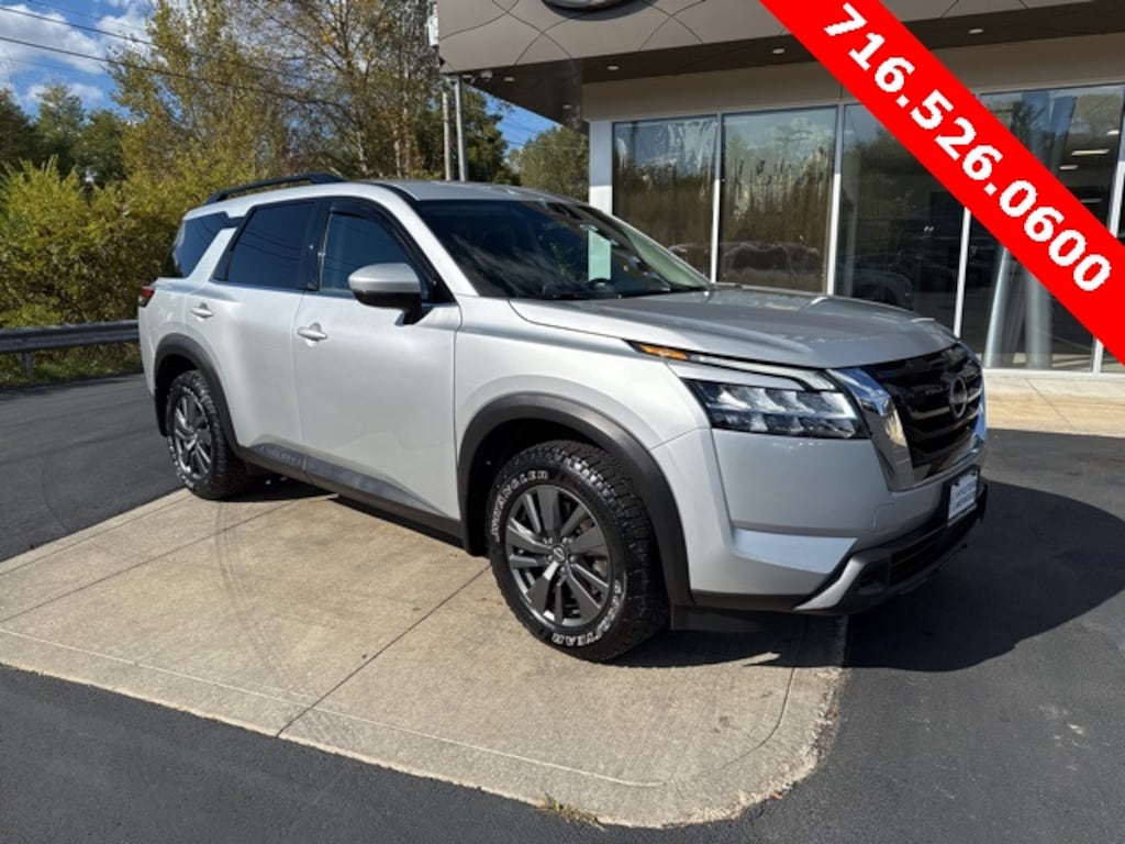 Used 2022 Nissan Pathfinder SV SUV