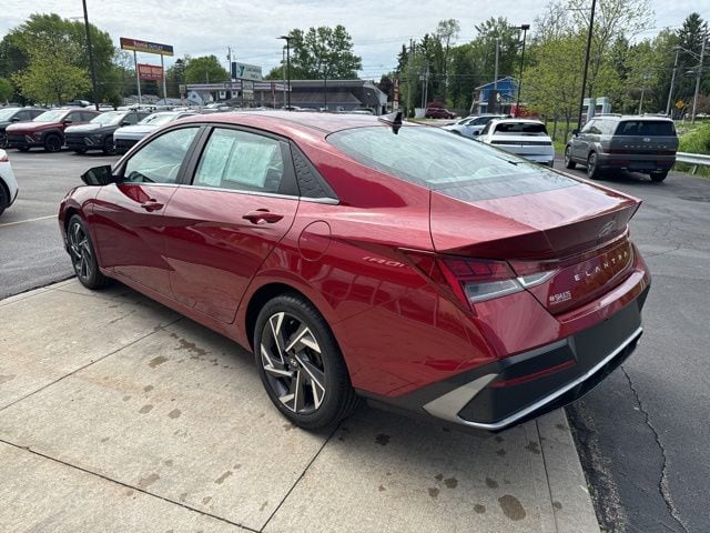 2024 Hyundai Elantra SEL - Photo 15