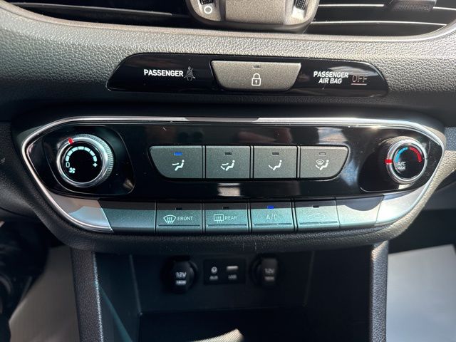 2018 Hyundai Elantra GT GT - Photo 11