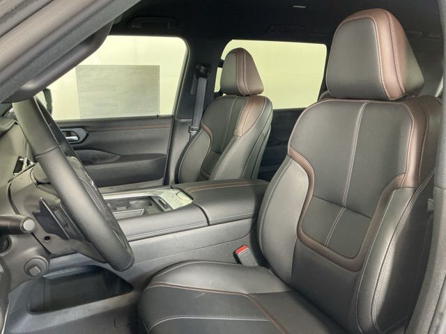 2026 Nissan Armada SL - Photo 10
