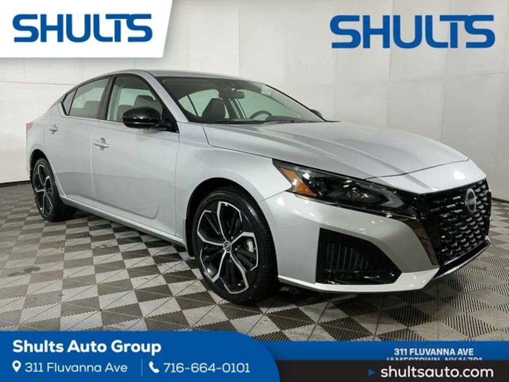 New 2025 Nissan Altima SR Sedan