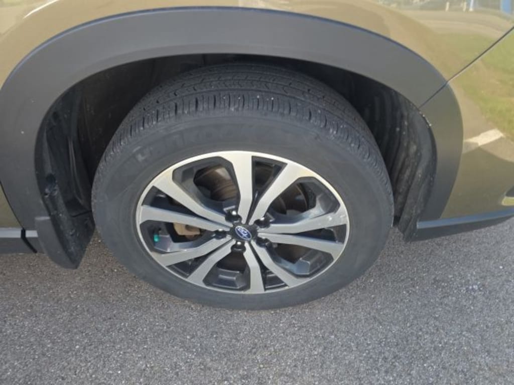 Certified 2023 Subaru Forester Limited SUV