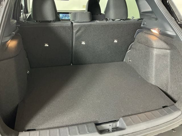 2025 Nissan Kicks SV AWD - Photo 14