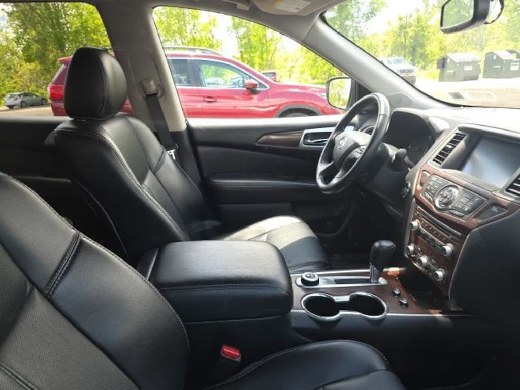 Certified 2020 Nissan Pathfinder Platinum SUV