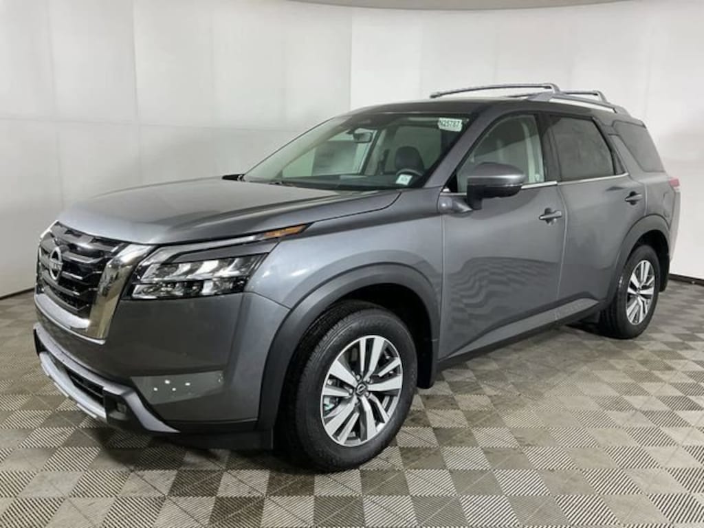 New 2025 Nissan Pathfinder SL SL 4WD