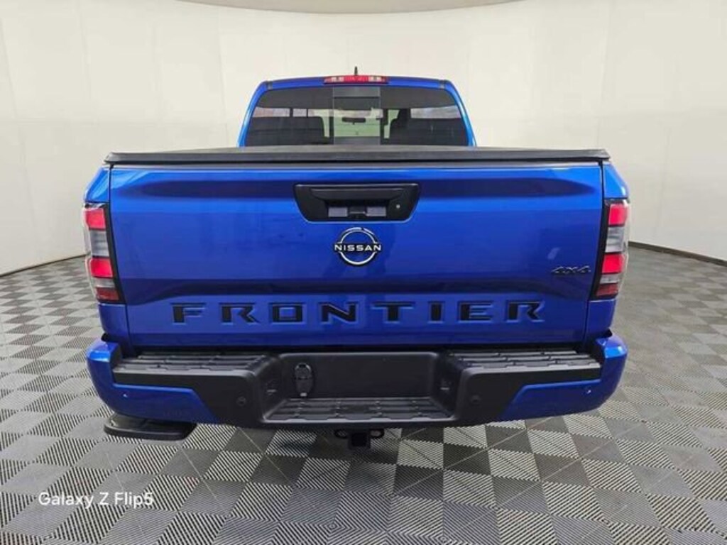 New 2026 Nissan Frontier SV Crew Cab 4x4 Long Bed SV