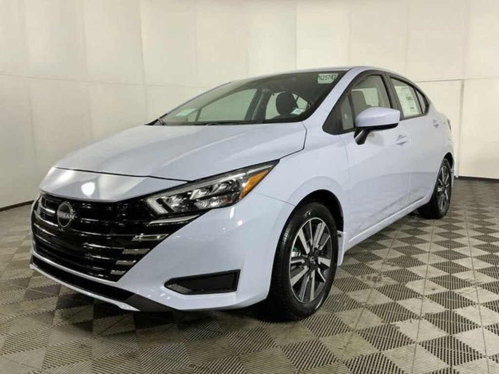 New 2025 Nissan Versa SV SV CVT