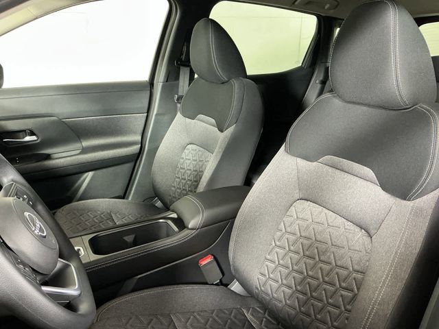 2025 Nissan Kicks SV AWD - Photo 11