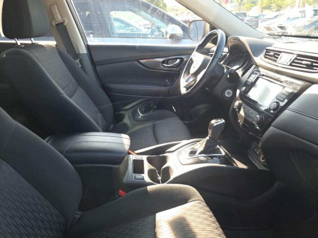 Used 2020 Nissan Rogue S SUV