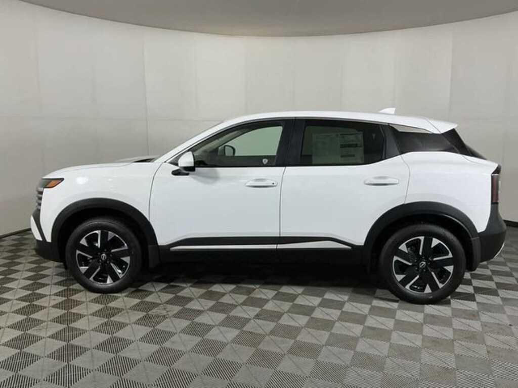 New 2025 Nissan Kicks SV SV AWD