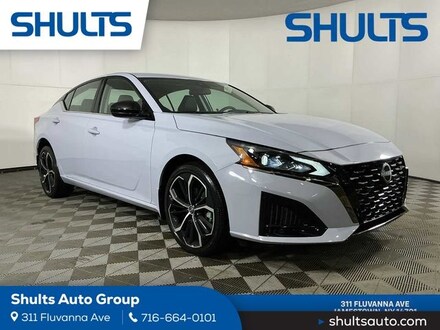 2025 Nissan Altima SR Sedan