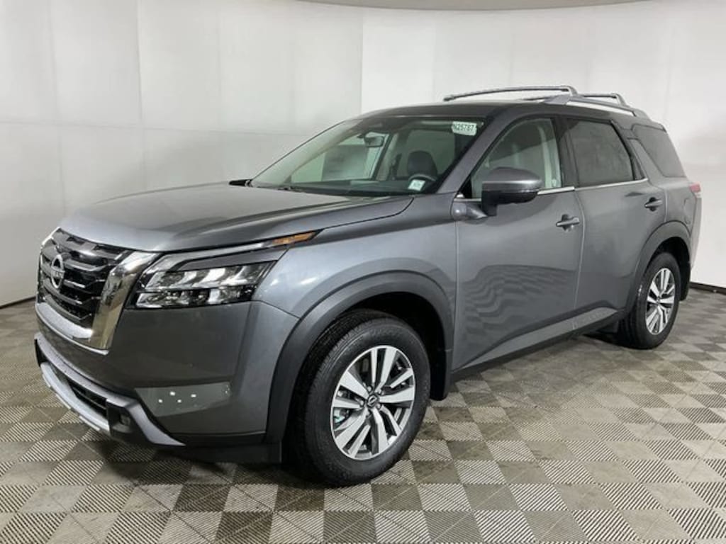 New 2025 Nissan Pathfinder SL SUV