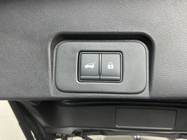 2026 Nissan Rogue SV - Photo 22