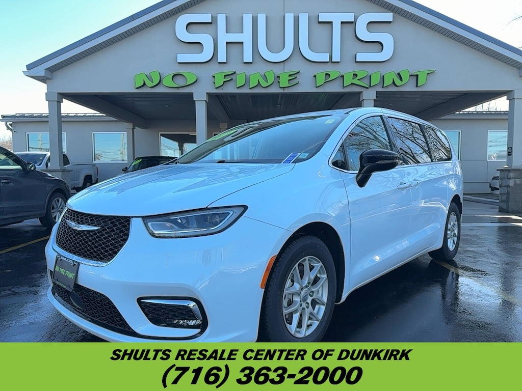 Used 2024 Chrysler Pacifica Touring L Touring L FWD