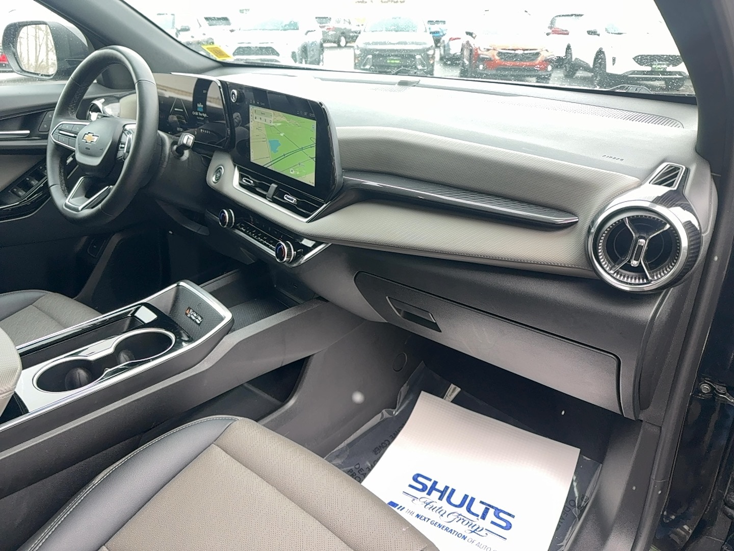 2025 Chevrolet Equinox LT - Photo 26