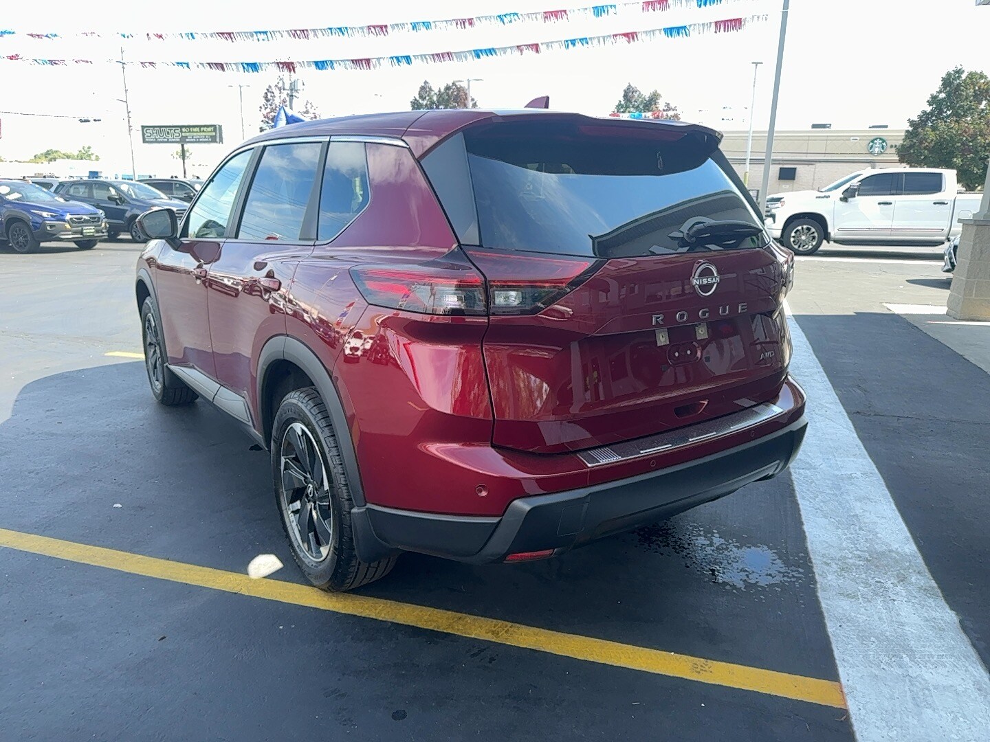 2025 Nissan Rogue SV photo 3
