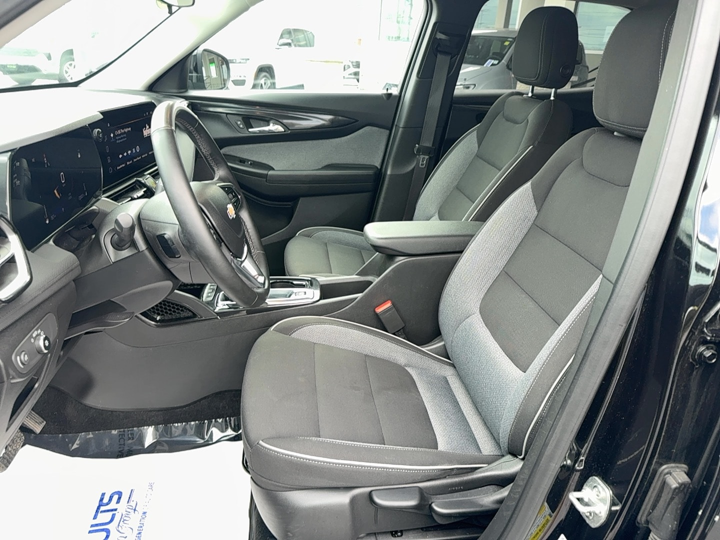 2025 Chevrolet Trailblazer LT - Photo 9