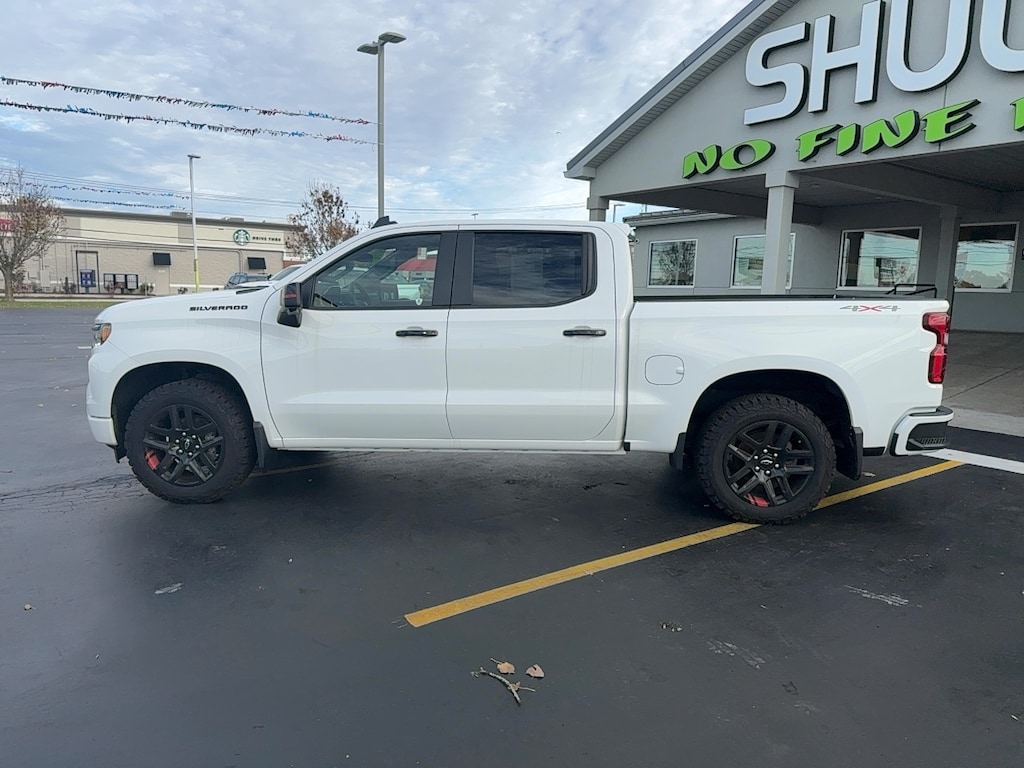 Used 2023 Chevrolet Silverado 1500 RST 4WD Crew Cab 147 RST