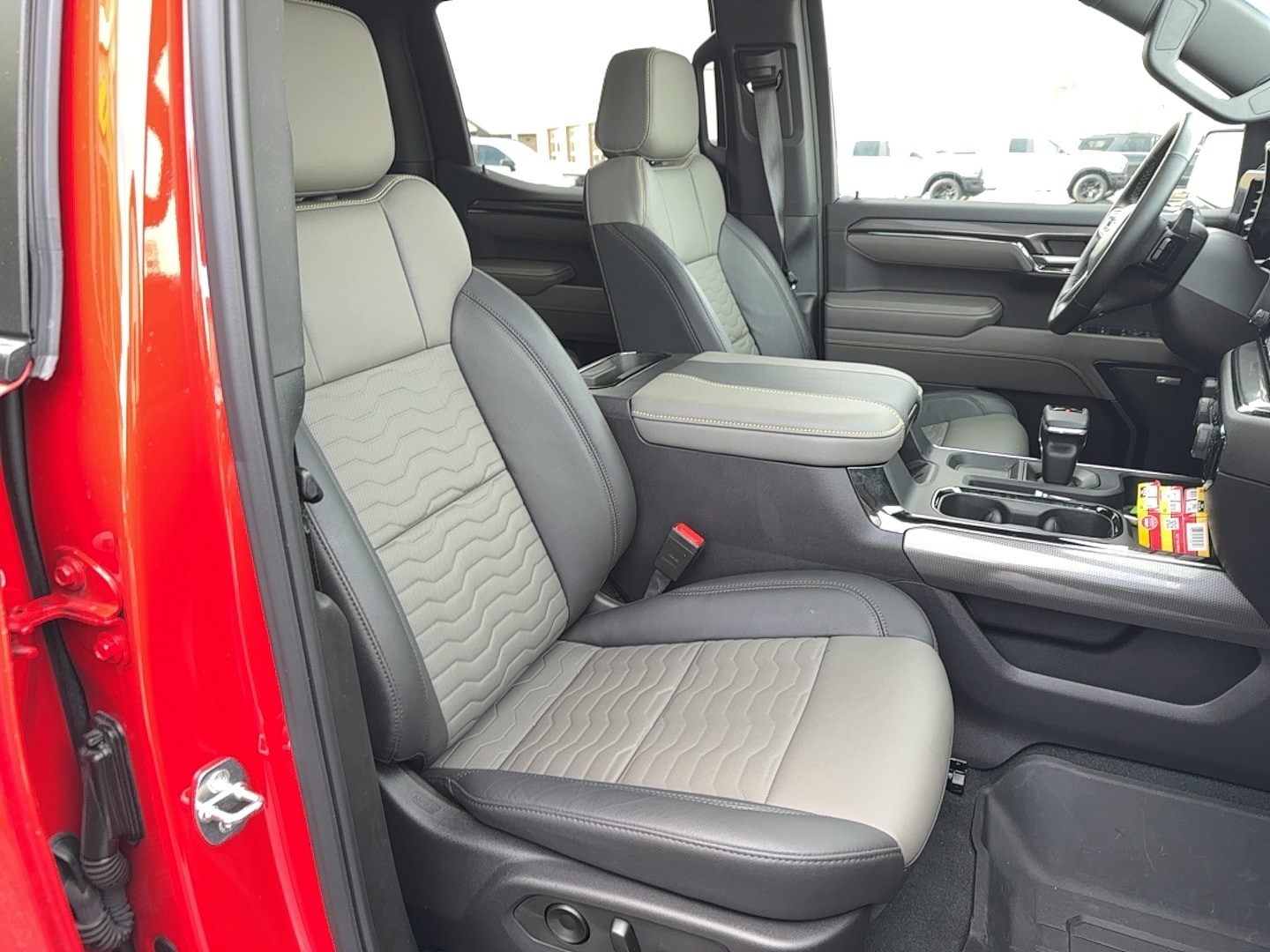 2024 Chevrolet Silverado 1500 ZR2 - Photo 38