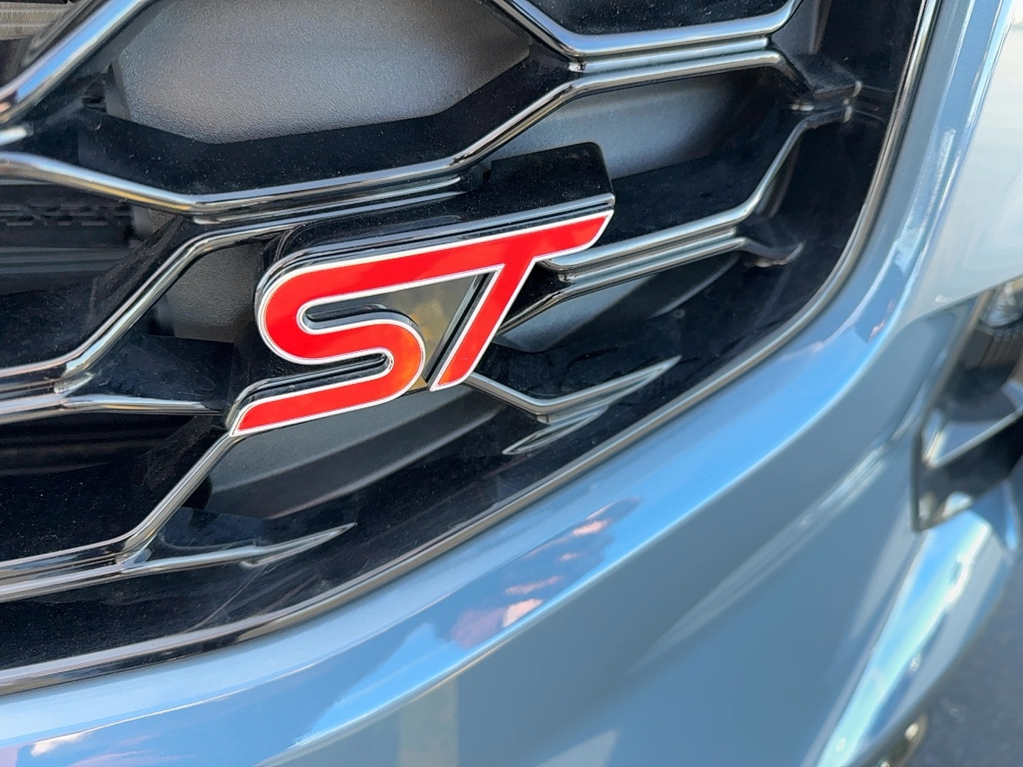 2025 Ford Explorer ST - Photo 9