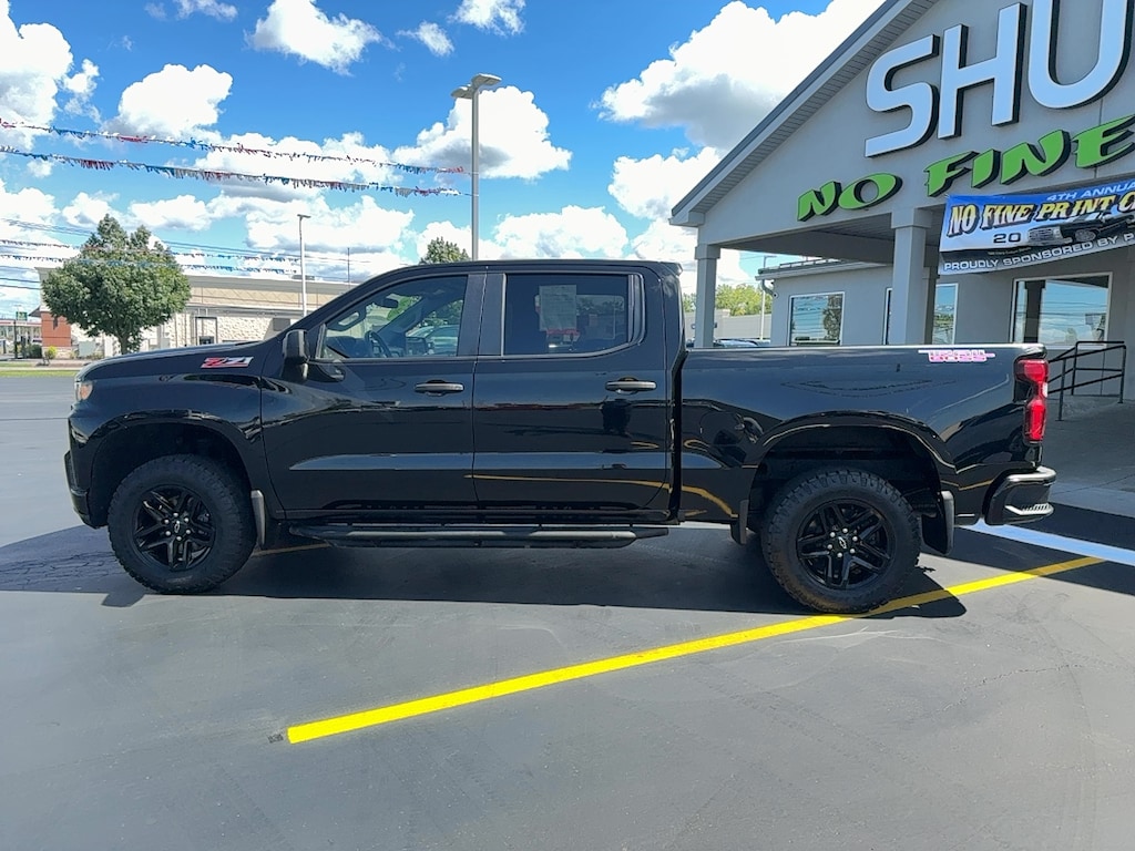 Used 2020 Chevrolet Silverado 1500 Custom Trail Boss 4WD Crew Cab 147 Custom Trail Boss