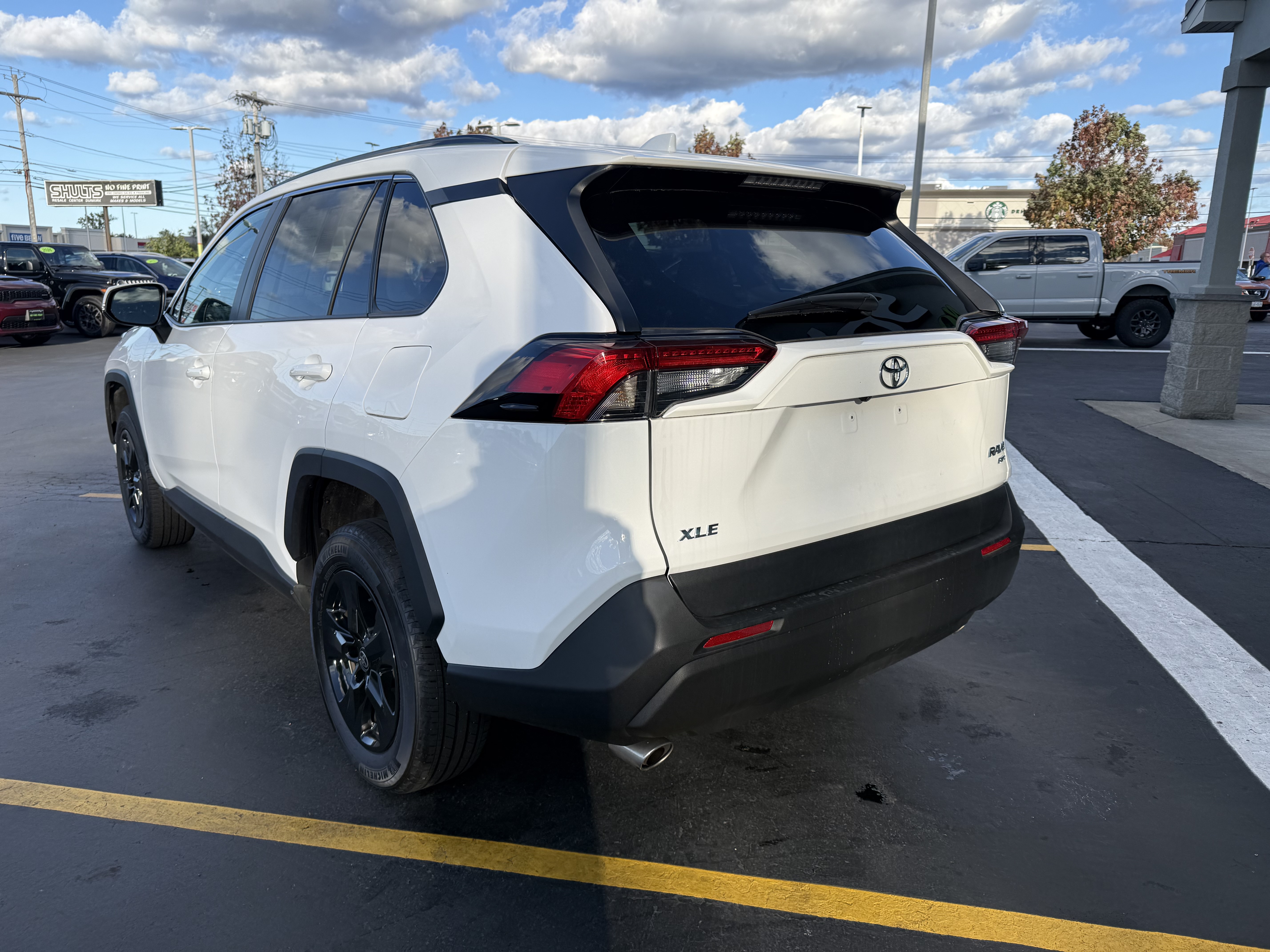 Used 2025 Toyota RAV4 XLE XLE AWD