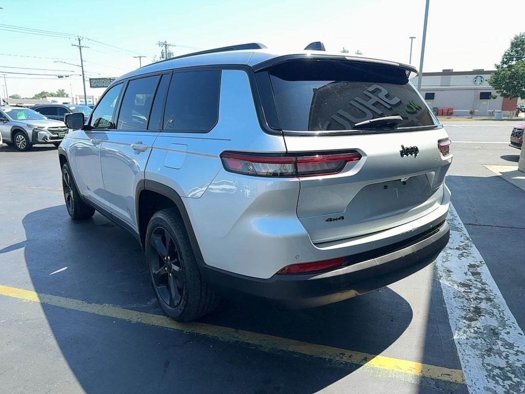 Used 2023 Jeep Grand Cherokee L Altitude Altitude 4x4