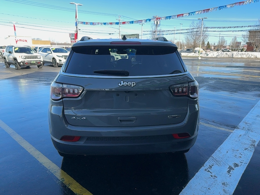 Used 2024 Jeep Compass Latitude Latitude 4x4