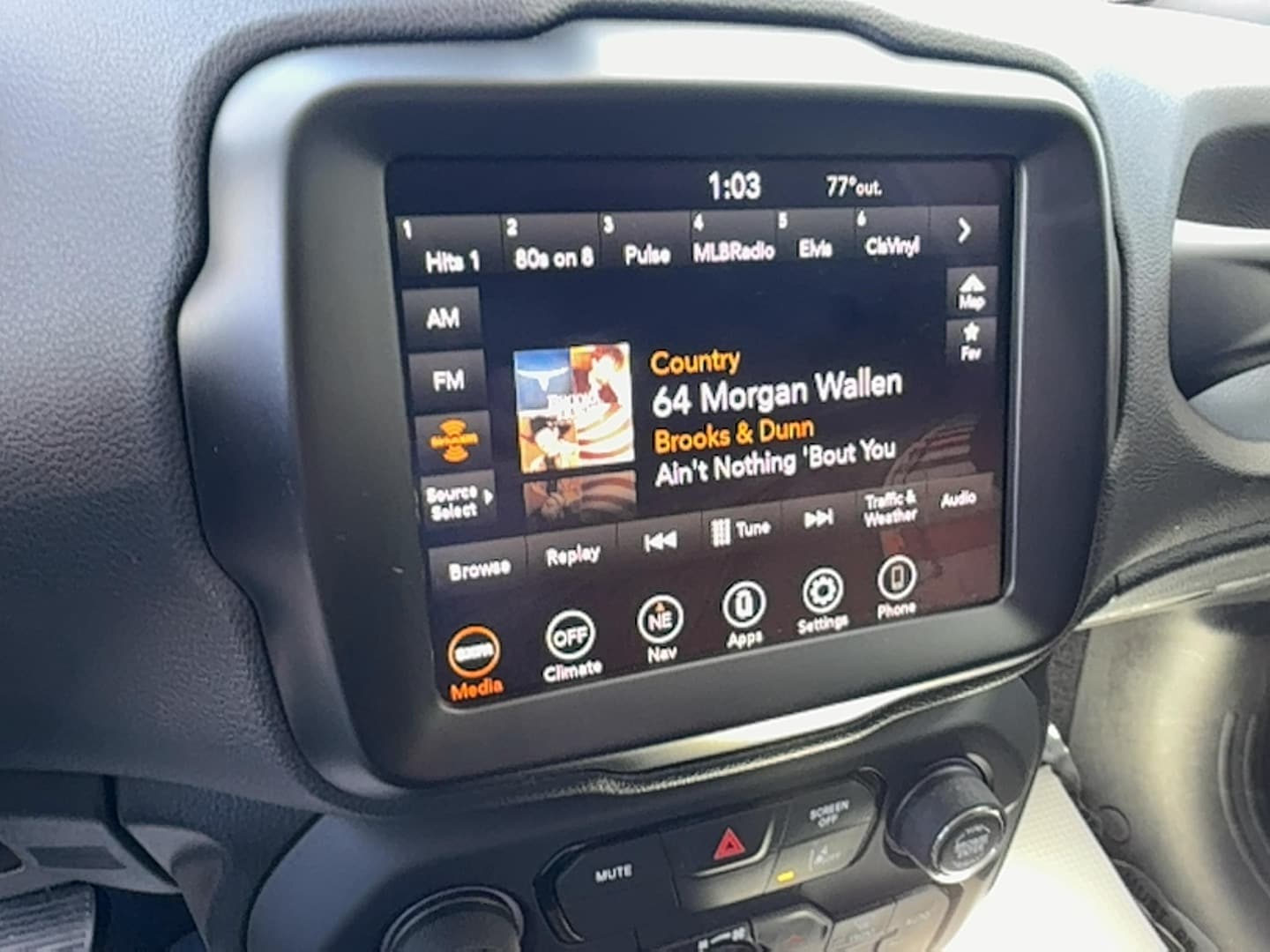 2023 Jeep Renegade Upland - Photo 12