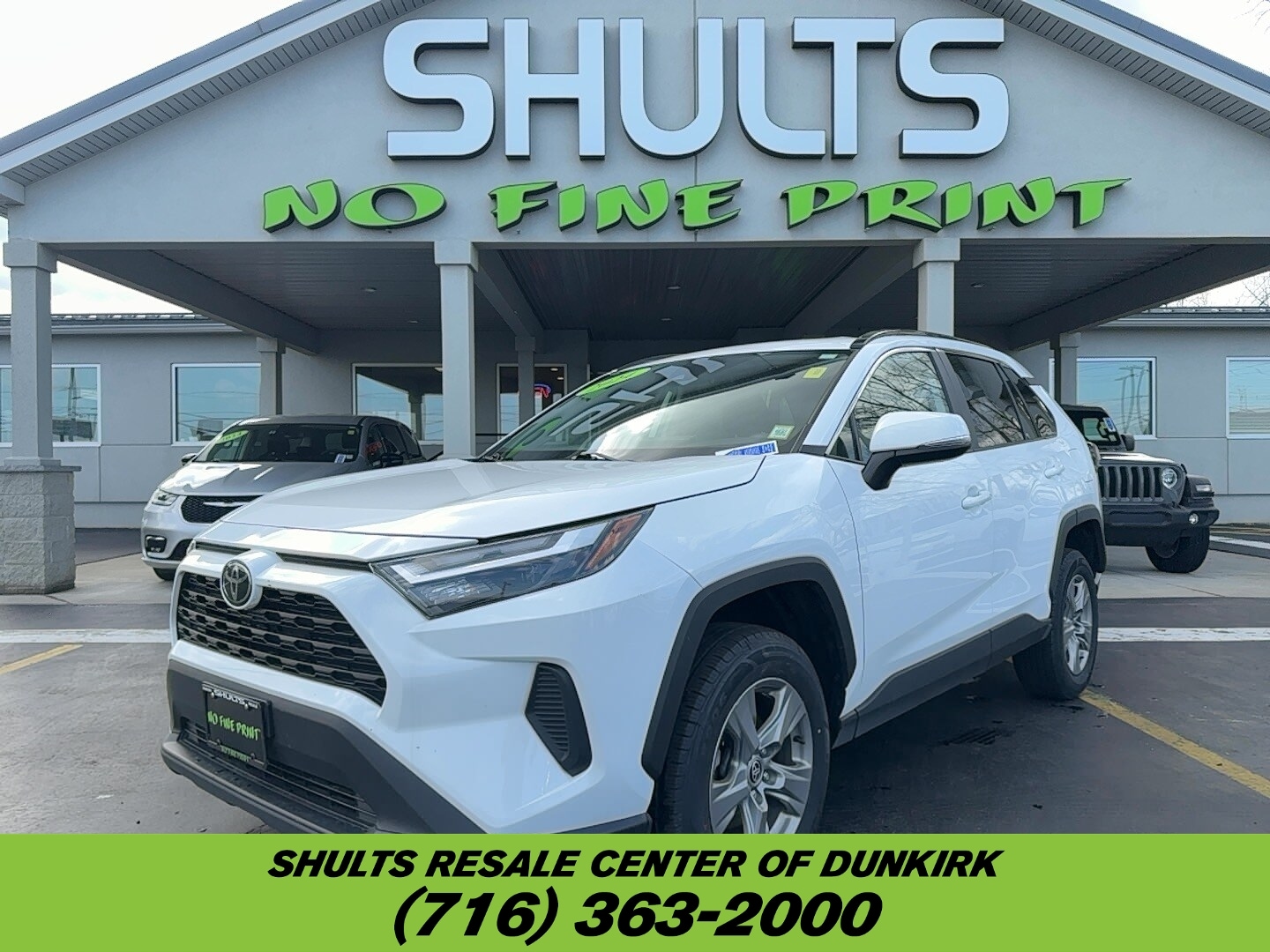 2024 Toyota RAV4 XLE FWD's photo