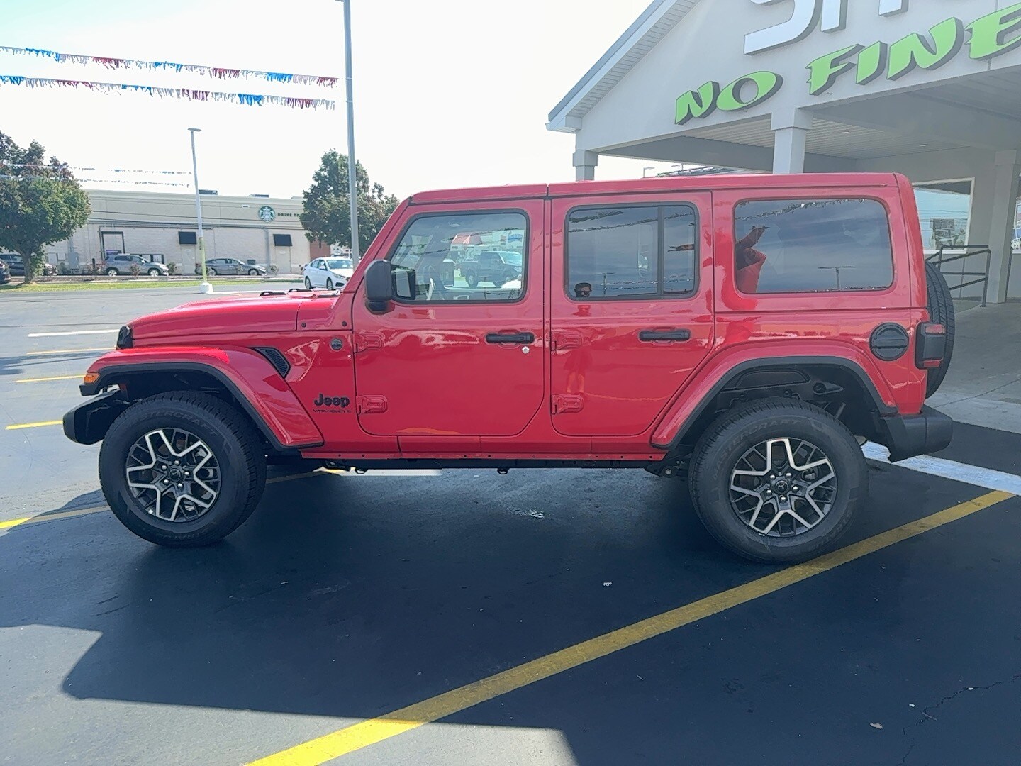 2025 Jeep Wrangler Sahara photo 2