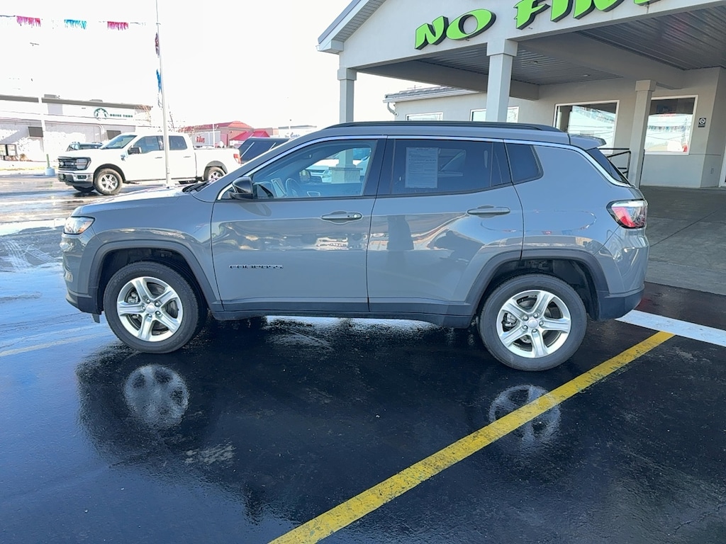 Used 2024 Jeep Compass Latitude Latitude 4x4