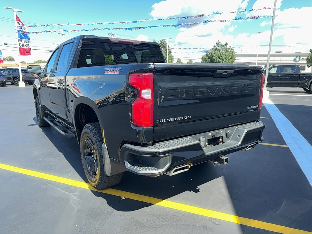 Used 2020 Chevrolet Silverado 1500 Custom Trail Boss 4WD Crew Cab 147 Custom Trail Boss
