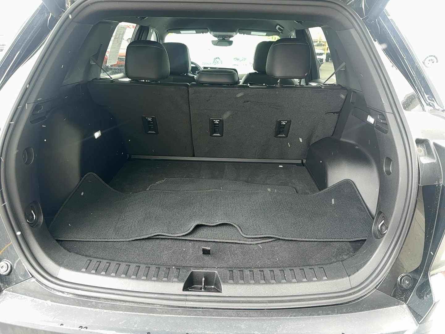 2025 Chevrolet Equinox LT - Photo 23