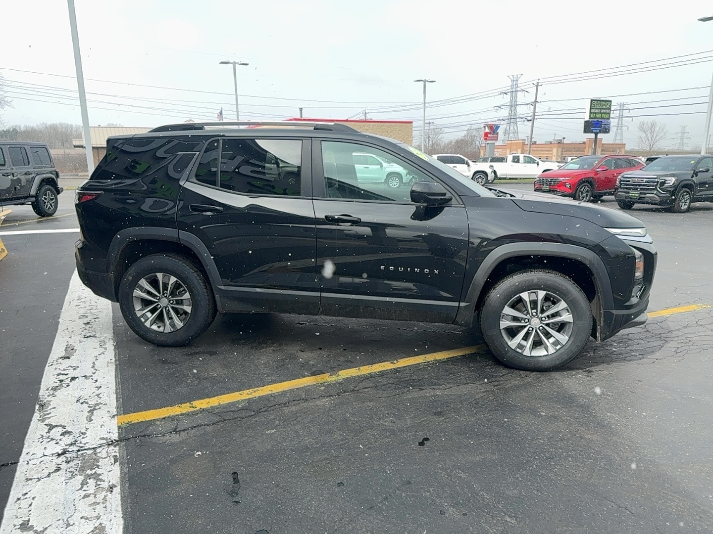2025 Chevrolet Equinox LT - Photo 6