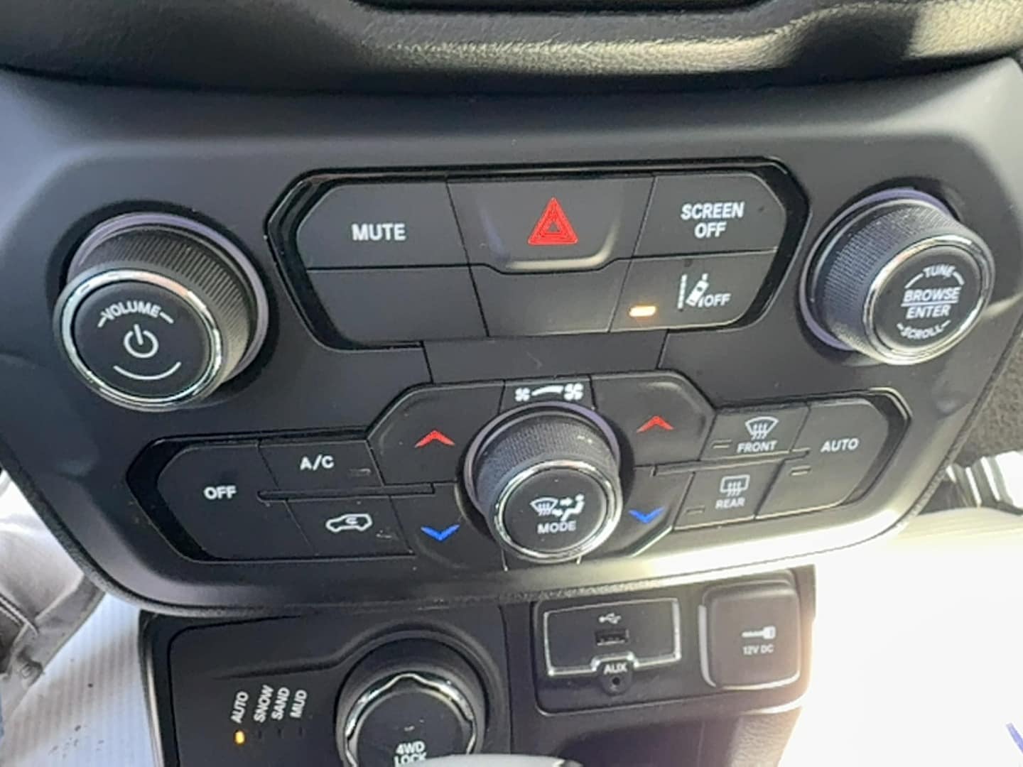 2023 Jeep Renegade Upland - Photo 16