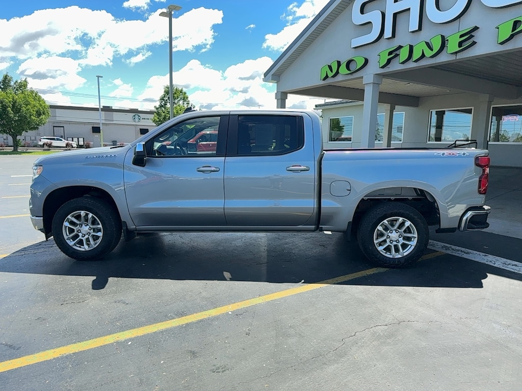 Used 2023 Chevrolet Silverado 1500 LT 4WD Crew Cab 147 LT w/2FL