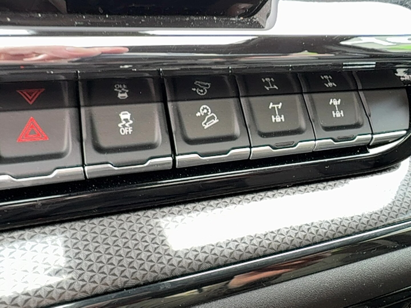 2024 Chevrolet Silverado 1500 ZR2 - Photo 27